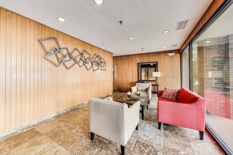 Tiny photo for 522 Church Street #3D, Evanston, IL 60201 (MLS # 12469085)