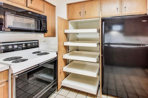 Tiny photo for 522 Church Street #3D, Evanston, IL 60201 (MLS # 12469085)