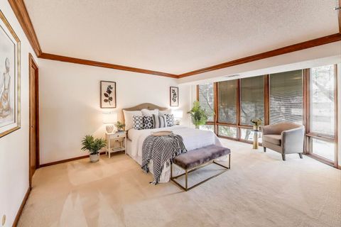 Tiny photo for 522 Church Street #3D, Evanston, IL 60201 (MLS # 12469085)