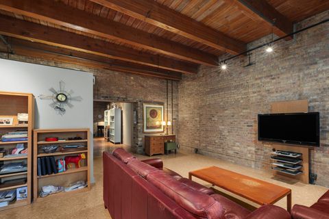 Tiny photo for 540 N Lake Shore Drive #420, Chicago, IL 60611 (MLS # 12572826)