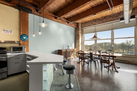 Tiny photo for 540 N Lake Shore Drive #420, Chicago, IL 60611 (MLS # 12572826)