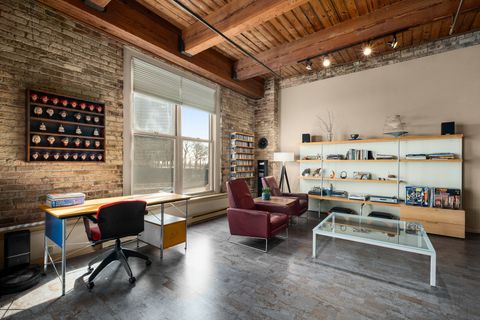 Tiny photo for 540 N Lake Shore Drive #420, Chicago, IL 60611 (MLS # 12572826)