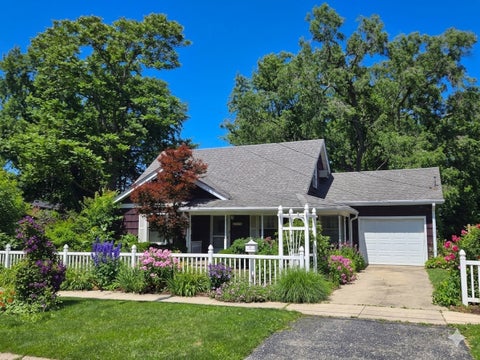 Photo of 4338 148th Street, Midlothian, IL 60445 (MLS # 12683463)