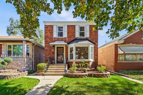 Photo of 8011 S Washtenaw Avenue, Chicago, IL 60652 (MLS # 12781031)