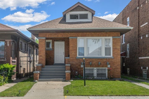 Photo of 7613 S Hermitage Avenue, Chicago, IL 60620 (MLS # 12624640)