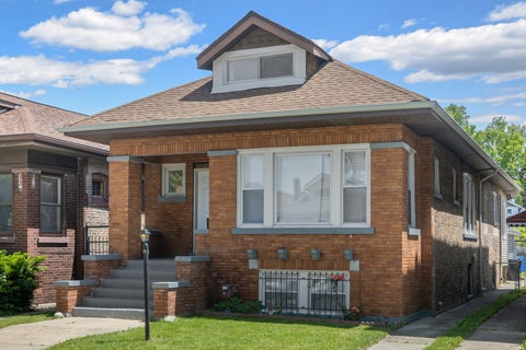 Tiny photo for 7613 S Hermitage Avenue, Chicago, IL 60620 (MLS # 12624640)