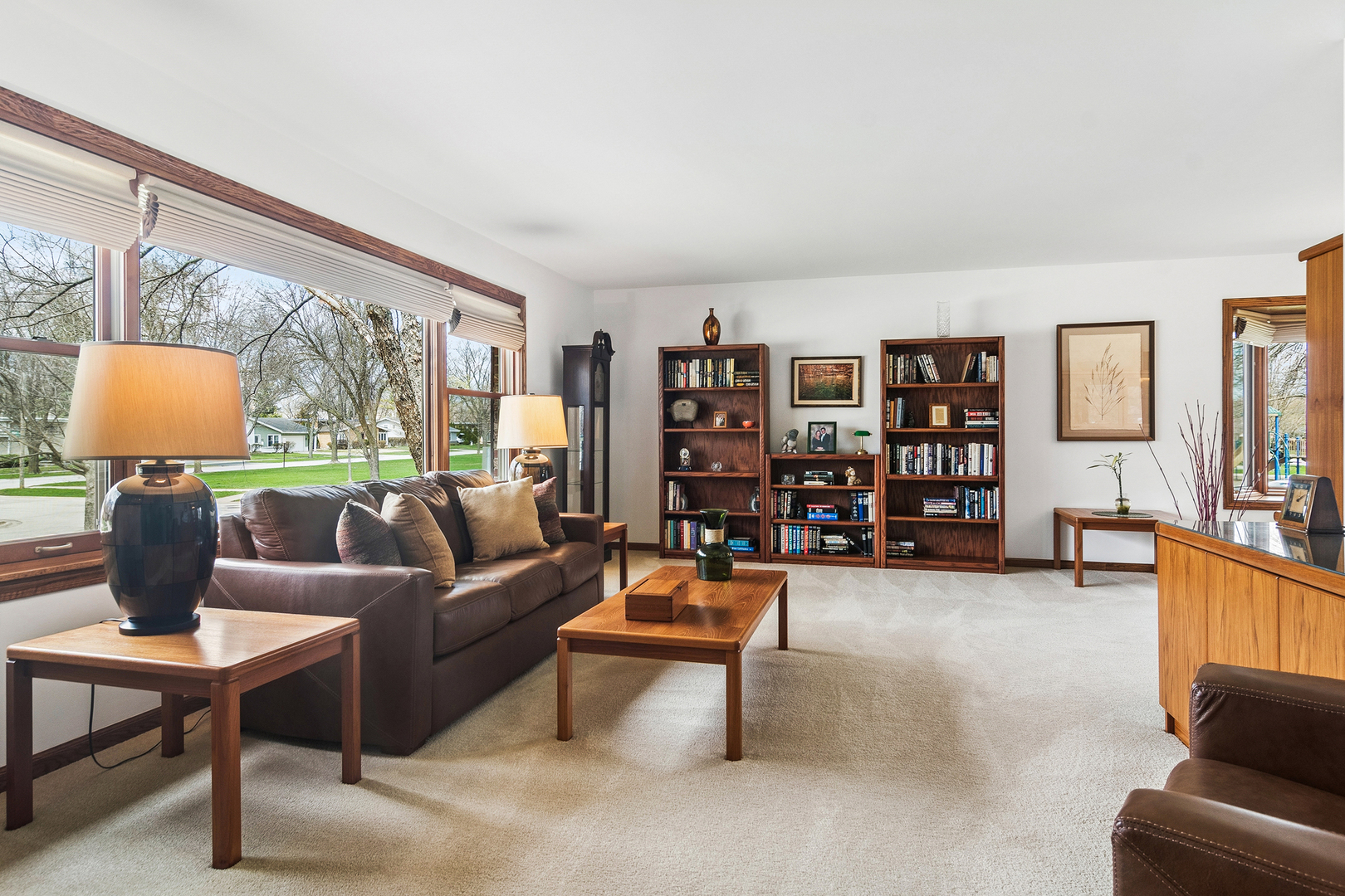 111 N Wilshire Lane