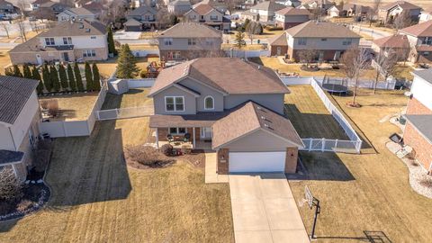 Tiny photo for 24450 Arrowhead Drive, Manhattan, IL 60442 (MLS # 12580182)