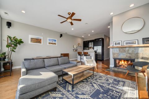 Tiny photo for 2710 W Chicago Avenue #4, Chicago, IL 60622 (MLS # 12557320)