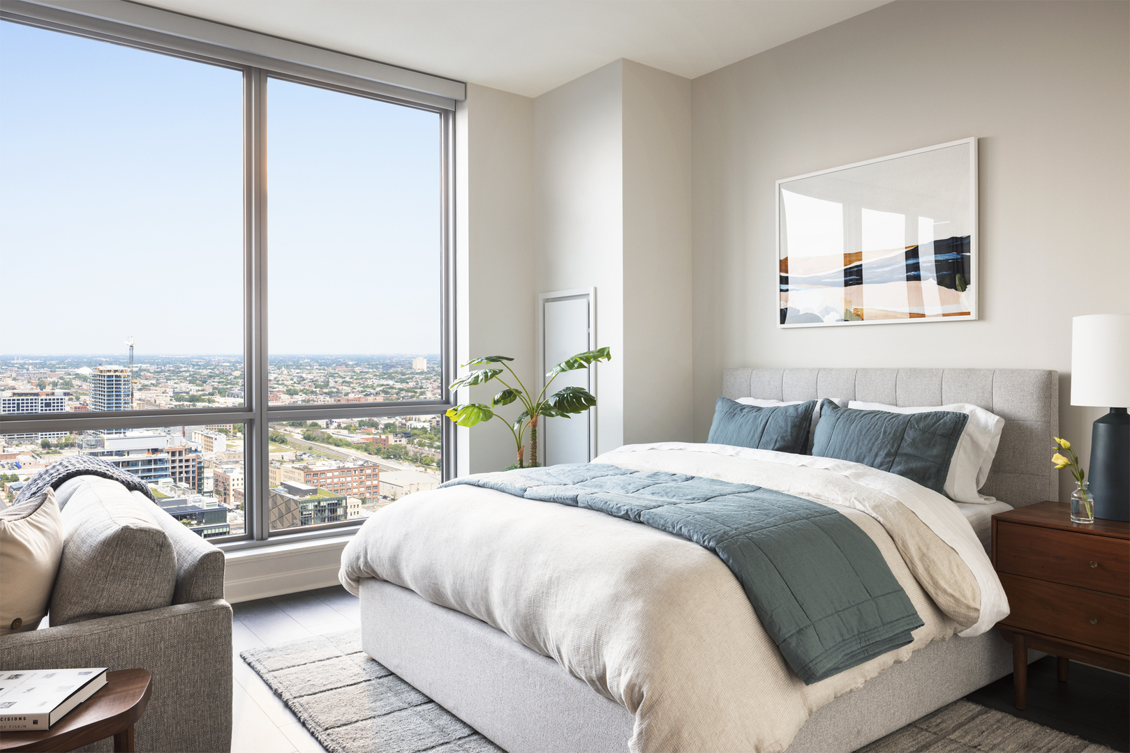 164 N Peoria Street 2801