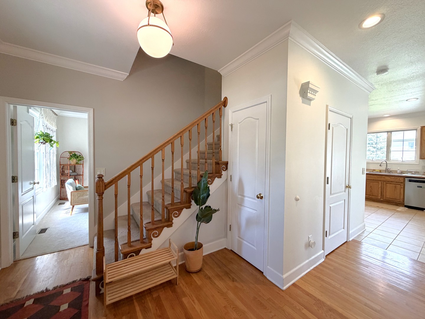 808 E Margaret Lane