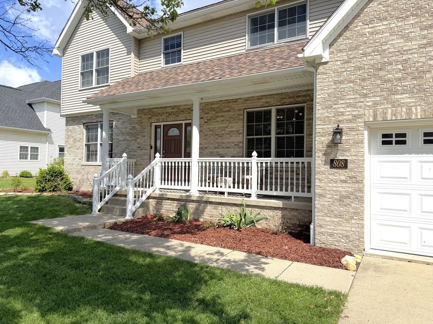 808 E Margaret Lane