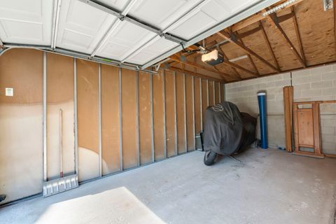 Tiny photo for 322 Park Avenue #2A, Clarendon Hills, IL 60514 (MLS # 12473749)