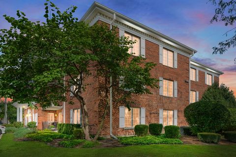 322 Park Avenue 2A Clarendon Hills IL 60514