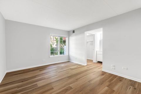 Tiny photo for 322 Park Avenue #2A, Clarendon Hills, IL 60514 (MLS # 12473749)