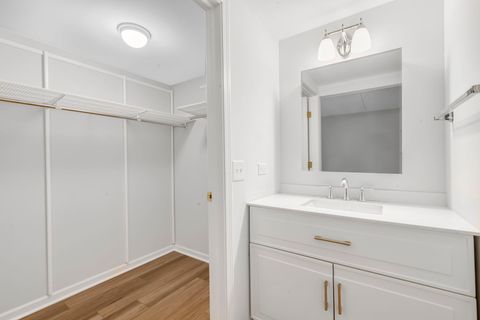 Tiny photo for 322 Park Avenue #2A, Clarendon Hills, IL 60514 (MLS # 12473749)