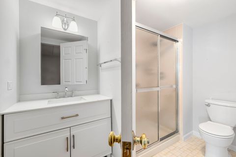 Tiny photo for 322 Park Avenue #2A, Clarendon Hills, IL 60514 (MLS # 12473749)