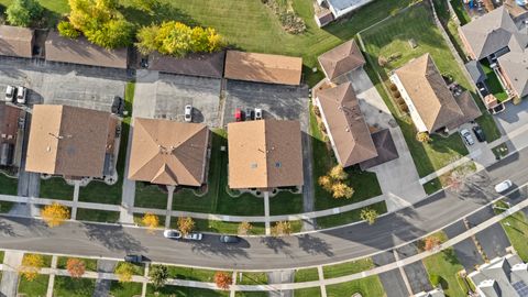 Tiny photo for 16718 PAXTON Avenue #1S, Tinley Park, IL 60477 (MLS # 12503013)