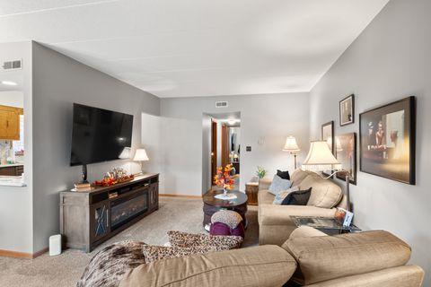 Tiny photo for 16718 PAXTON Avenue #1S, Tinley Park, IL 60477 (MLS # 12503013)