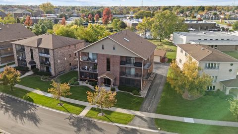 Tiny photo for 16718 PAXTON Avenue #1S, Tinley Park, IL 60477 (MLS # 12503013)