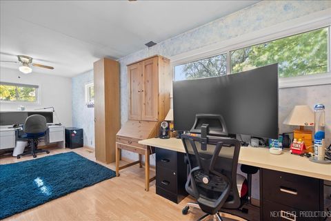 Tiny photo for 320 Harmony Drive, North Aurora, IL 60542 (MLS # 12481186)