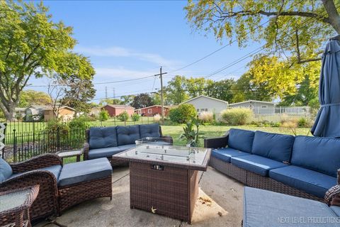 Tiny photo for 320 Harmony Drive, North Aurora, IL 60542 (MLS # 12481186)