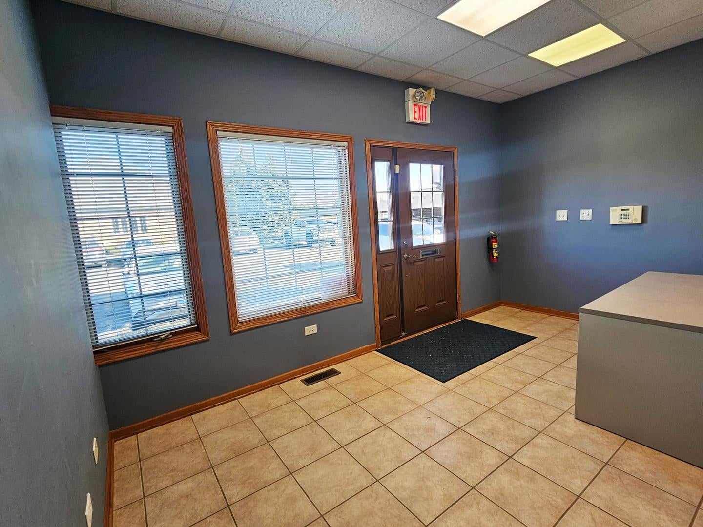 10331 W Lincoln Highway