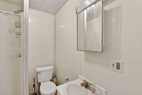 Tiny photo for 822 W Kennicott Street, Carbondale, IL 62901 (MLS # 12617811)