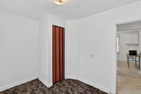 Tiny photo for 822 W Kennicott Street, Carbondale, IL 62901 (MLS # 12617811)