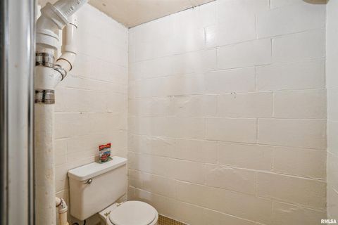 Tiny photo for 5001 NORTHWEST Boulevard, Davenport, IA 52806 (MLS # QC4269770)