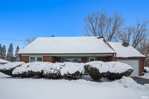 Tiny photo for 5001 NORTHWEST Boulevard, Davenport, IA 52806 (MLS # QC4269770)