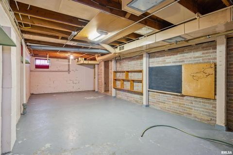 Tiny photo for 5001 NORTHWEST Boulevard, Davenport, IA 52806 (MLS # QC4269770)