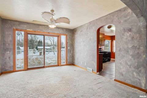 Tiny photo for 5001 NORTHWEST Boulevard, Davenport, IA 52806 (MLS # QC4269770)