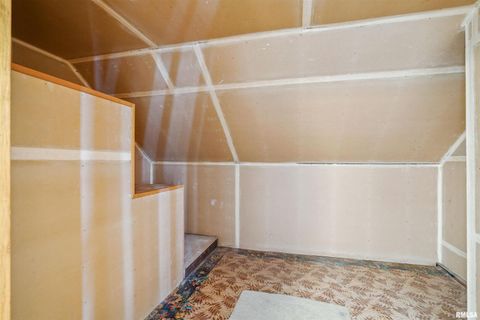 Tiny photo for 5001 NORTHWEST Boulevard, Davenport, IA 52806 (MLS # QC4269770)