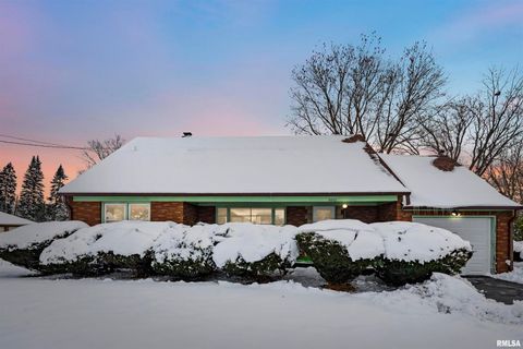 Tiny photo for 5001 NORTHWEST Boulevard, Davenport, IA 52806 (MLS # QC4269770)