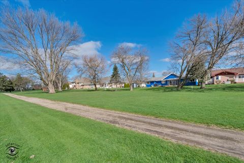 Tiny photo for 302 Miller Street, Beecher, IL 60401 (MLS # 12614381)