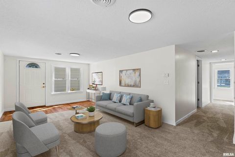 Tiny photo for 1501 43RD Street, Moline, IL 61265 (MLS # QC4269236)