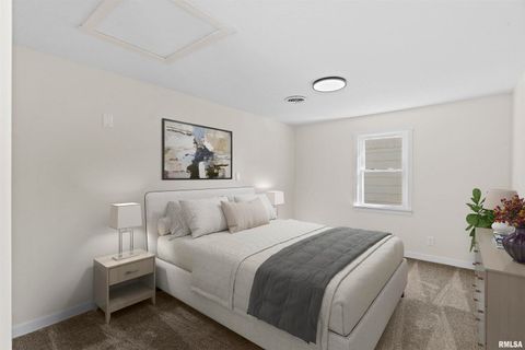 Tiny photo for 1501 43RD Street, Moline, IL 61265 (MLS # QC4269236)