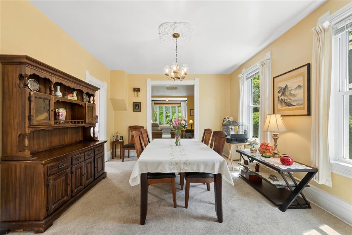 4924 N Seeley Ave, Chicago, IL, 60625, USA, 3 Bedrooms Bedrooms, ,3 BathroomsBathrooms,Residential,Pending,4924 N Seeley Ave,12646481