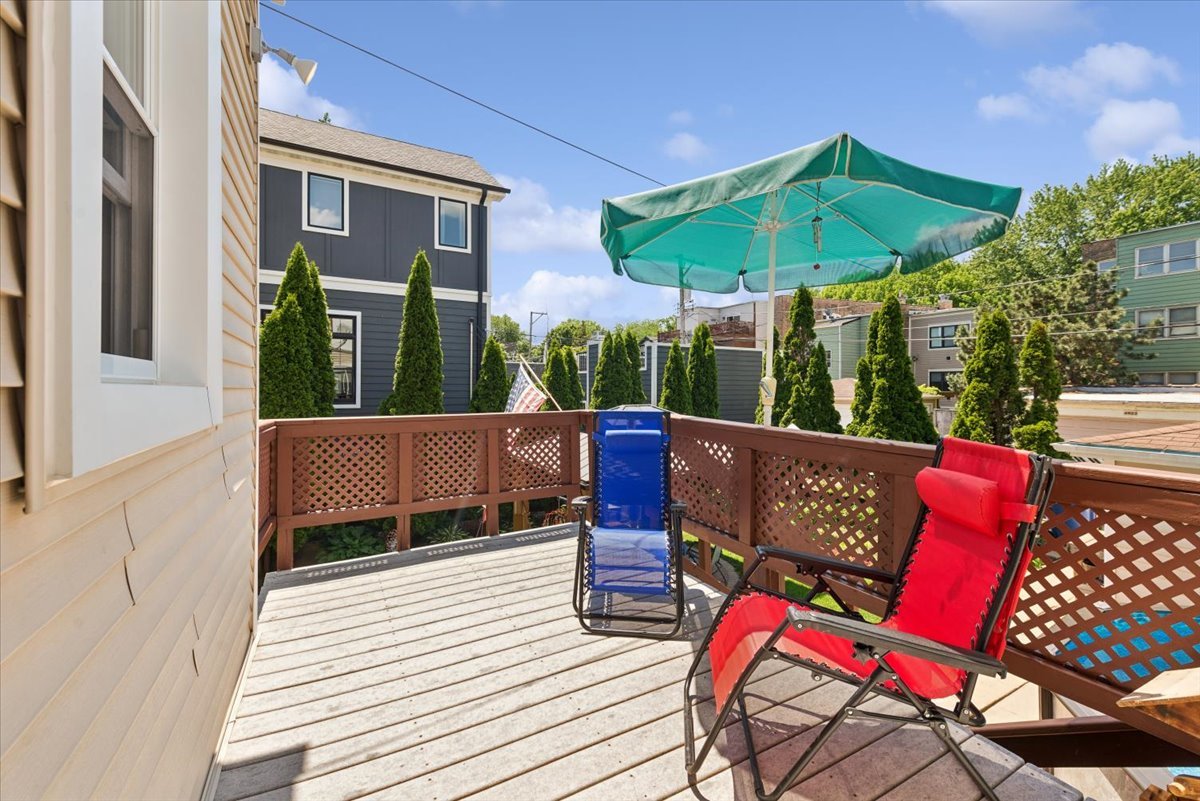 4924 N Seeley Ave, Chicago, IL, 60625, USA, 3 Bedrooms Bedrooms, ,3 BathroomsBathrooms,Residential,Pending,4924 N Seeley Ave,12646481