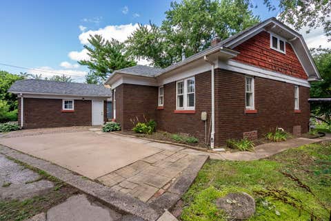 Tiny photo for 2516 Middle Road, Davenport, IA 52803 (MLS # 12712893)