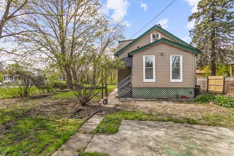Tiny photo for 17065 Crane Avenue, Hazel Crest, IL 60429 (MLS # 12531670)