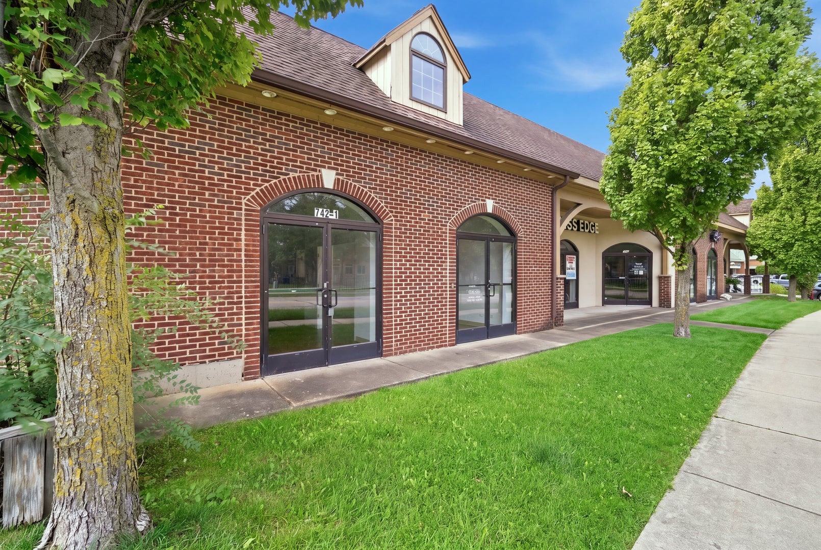 742 Sheridan Road
