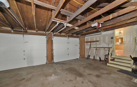 Tiny photo for 420 Adams Street, Ottawa, IL 61350 (MLS # 12584417)