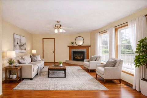 Tiny photo for 420 Adams Street, Ottawa, IL 61350 (MLS # 12584417)