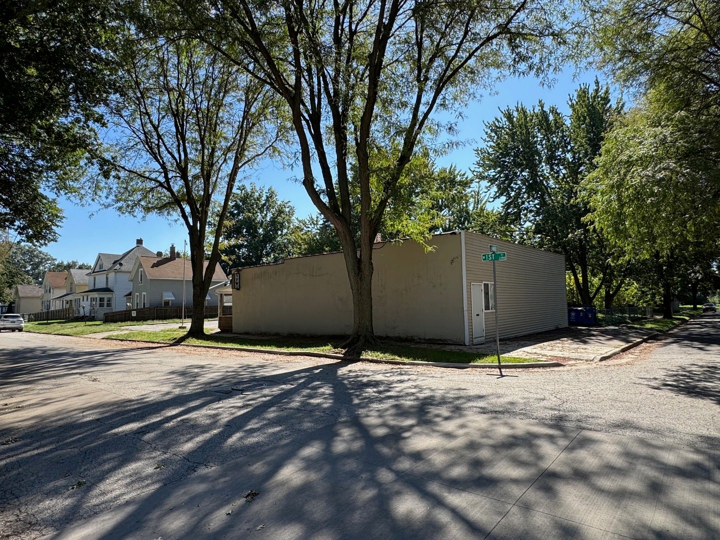 101 S Linwood Avenue