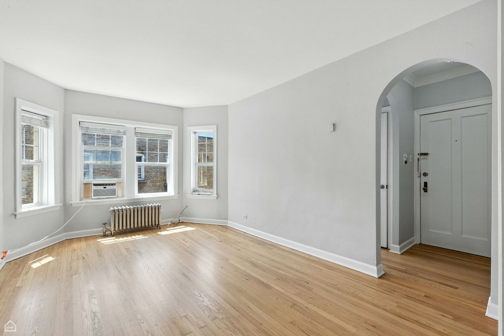 6214 N Mozart Street 3E