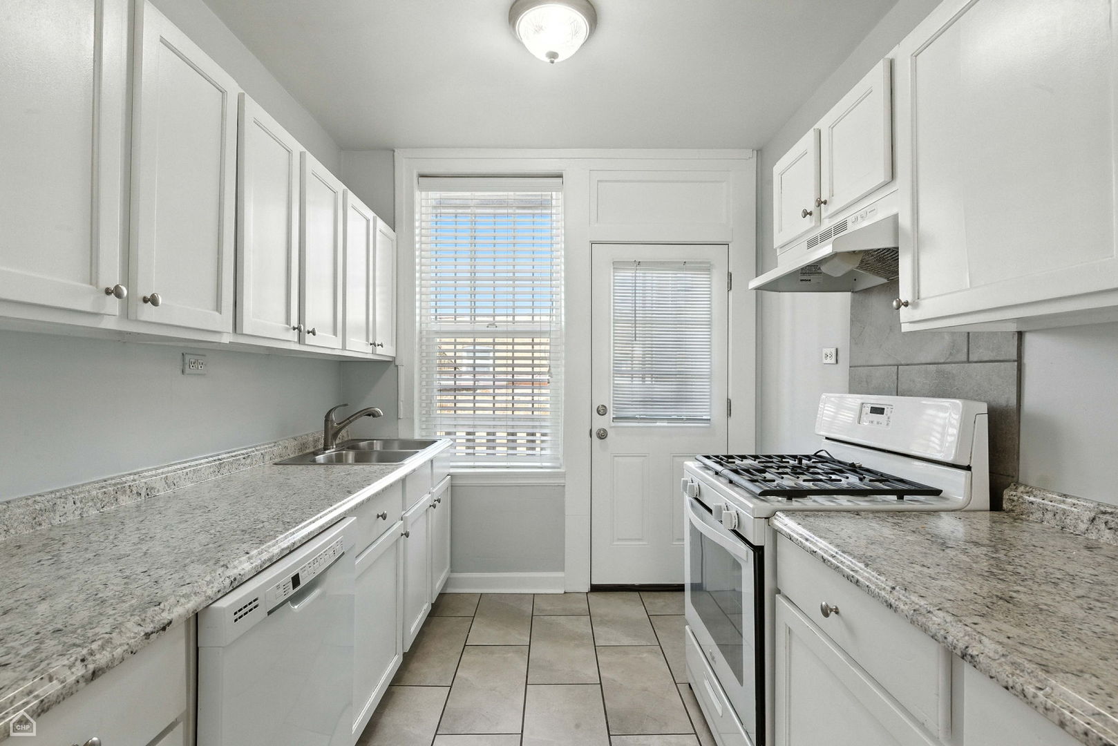 6214 N Mozart Street 3E