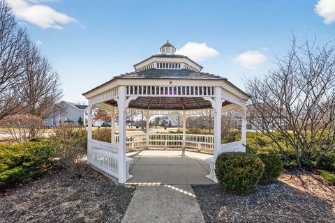 Tiny photo for 2110 Silver Leaf Drive, Island Lake, IL 60042 (MLS # 12578525)