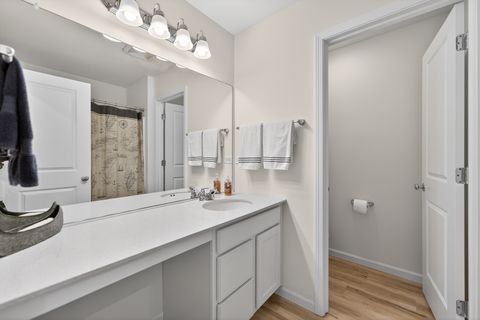 Tiny photo for 2110 Silver Leaf Drive, Island Lake, IL 60042 (MLS # 12578525)